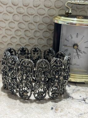 Vintage Napier Silver-Tone Wide Panel Filigree Link Bracelet Excellent Condition